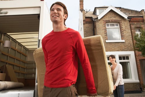 Local movers planning a house move in Romford street