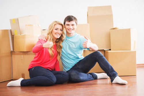 Romford moving van for domestic and business relocations